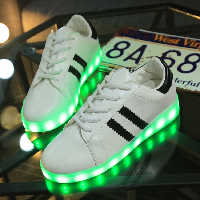 adidas superstar qui s allume