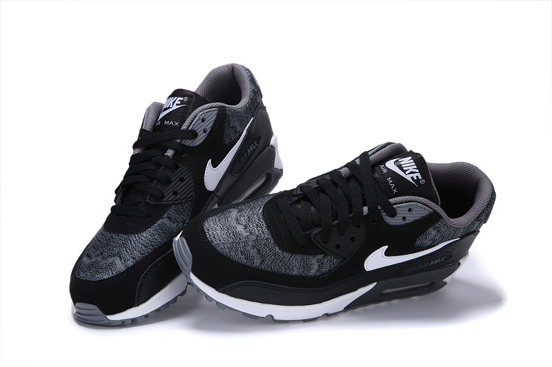 basket nike noir femme pas cher
