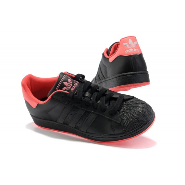 chaussure adidas noir et rouge